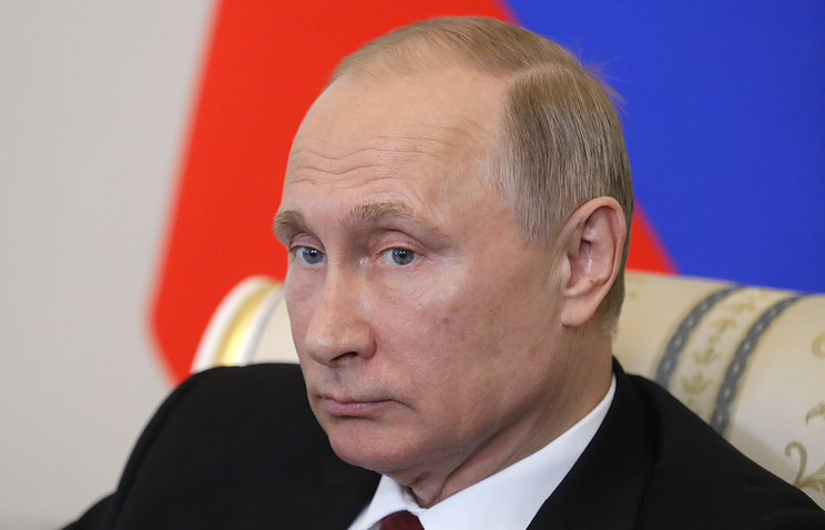 Путин потребовал завершить разработку актов для пресечения ввоза "санкционки"