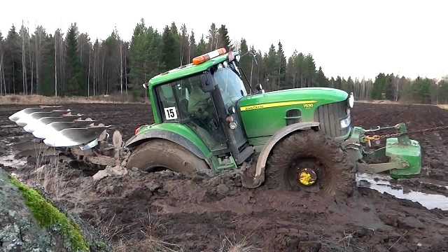 Аграрии Новосибирской области меняют тактику посевной из-за непогоды
