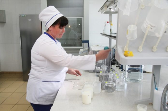 Томские ученые создали экспресс-методику определения органических токсинов в молоке