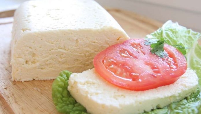 Производители адыгейского сыра отвергли опасения об исчезновении продукции с прилавков