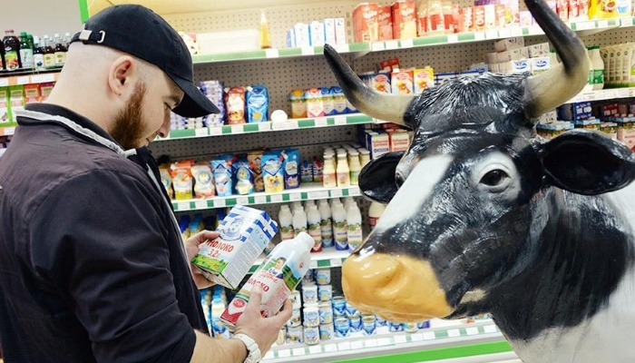 Россияне опасаются покупать молокосодержащие продукты в новой маркировке