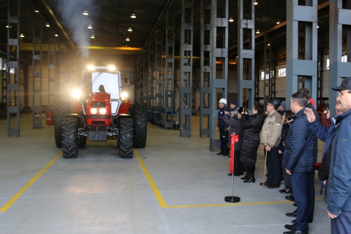 В Башкортостане открылся цех по сборке энергонасыщенных тракторов