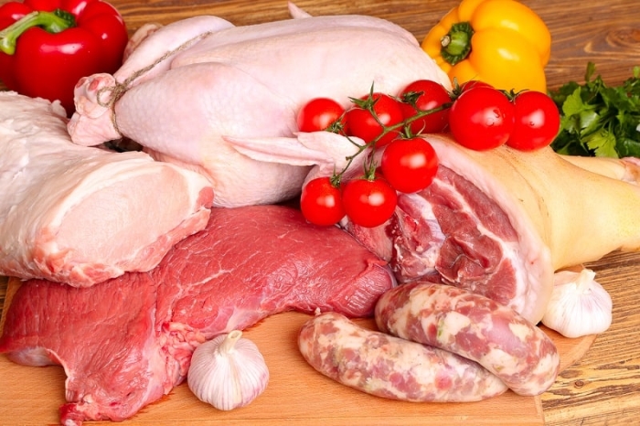 Минсельхоз Беларуси распределит квоты на ввоз свинины и мяса птицы