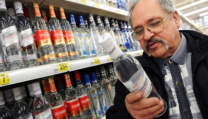 ФАС поддержала размещение на бутылках спиртного пугающей надписи