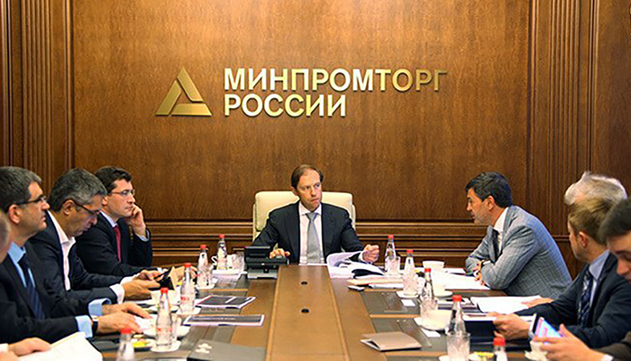 ​Сенаторы поручили минпромторгу разработать меры по защите российских производителей плодов и ягод