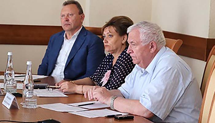 Белгородские депутаты одобрили сокращение рабочей недели для женщин на селе