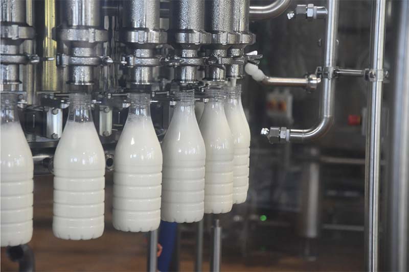 Переход крупнейших российских производителей сырого молока на свою переработку откроет новые возможности для фермеров