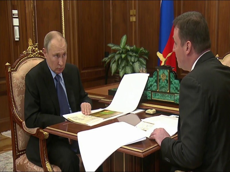 Путин: получение фермерами кредитов затрудняется избыточной бюрократией