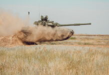 По полю танки грохотали: волгоградский фермер подал в суд на Министерство обороны России