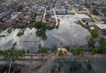 Крупные китайские компании оказали помощь пострадавшим от наводнения в размере $64 млн