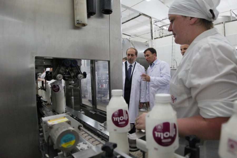 Бывшие работники молокозавода в ЕАО 8 месяцев добиваются выплаты долгов по зарплате