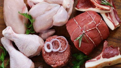 Цены на свинину и курятину в РФ за неделю повысились в среднем на 1,5%
